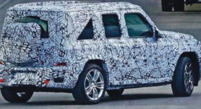 Mercedes 'baby G-Class' spied testing
